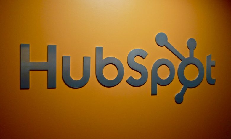 How HubSpot Workflows Different from HubSpot Sequences?