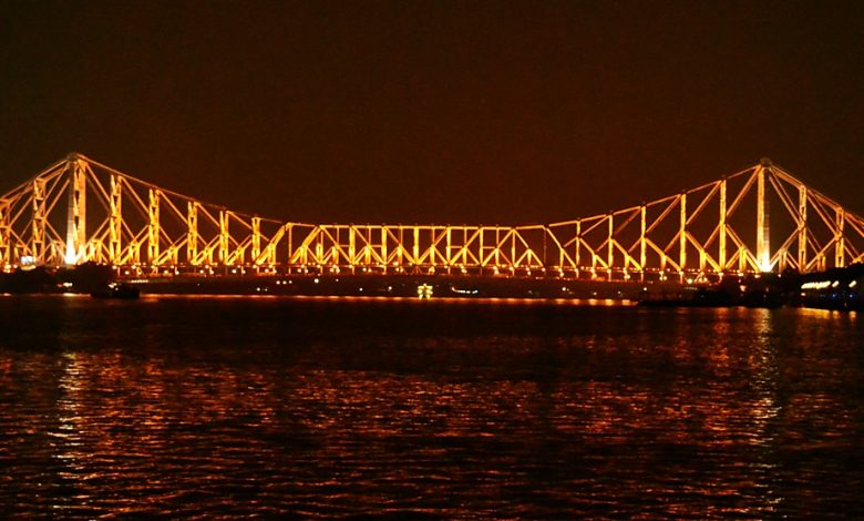 All you need to know about Howrah Bridge