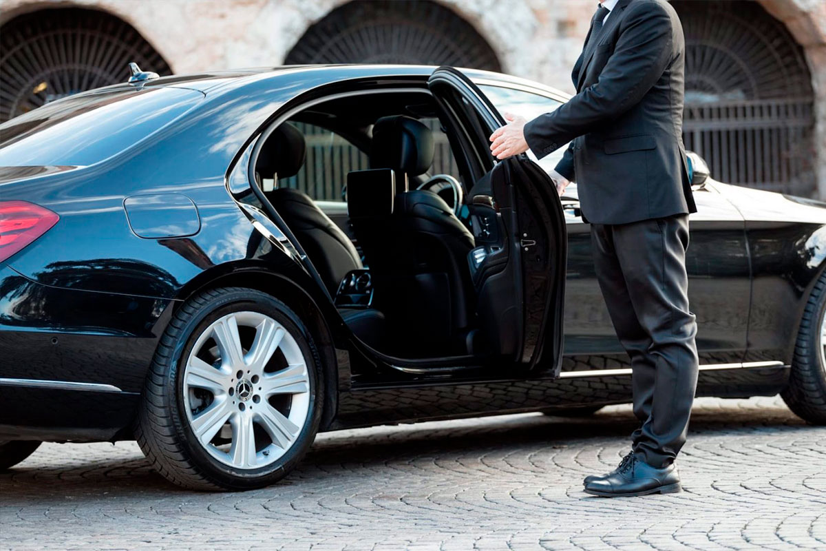 Benefits of chauffeur service